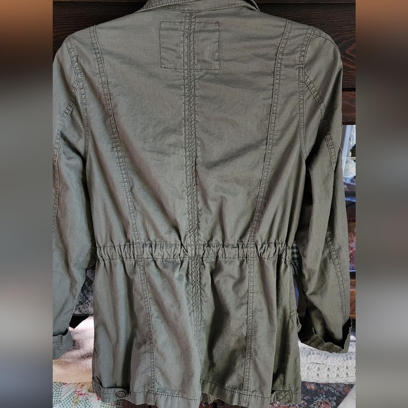 Ashley By 26 International Women's Green Jacket - Picture 5 of 6